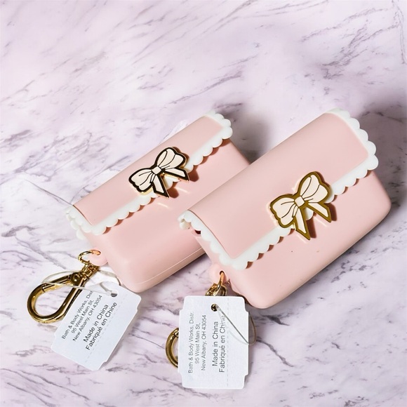 Bath & Body Works Scallop Bow Snap Case PocketBac Holder - Picture 2 of 7